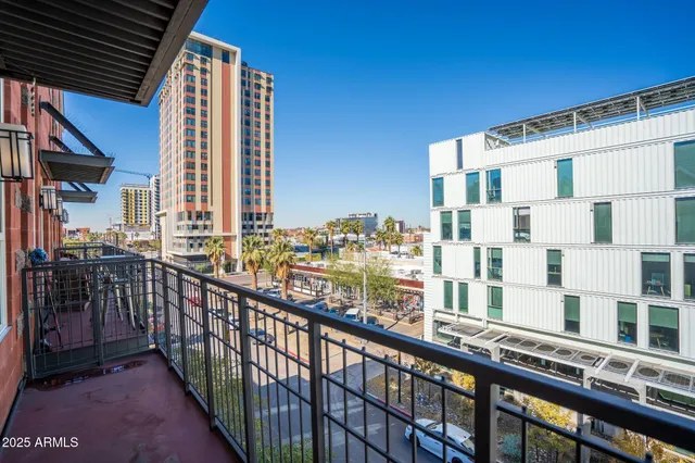 $2,350 | 215 East McKinley Street, Unit 406, Phoenix, AZ 85004