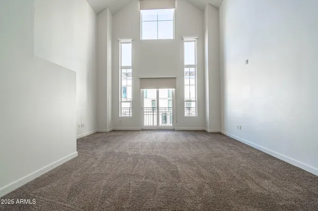 $2,350 | 215 East McKinley Street, Unit 406, Phoenix, AZ 85004