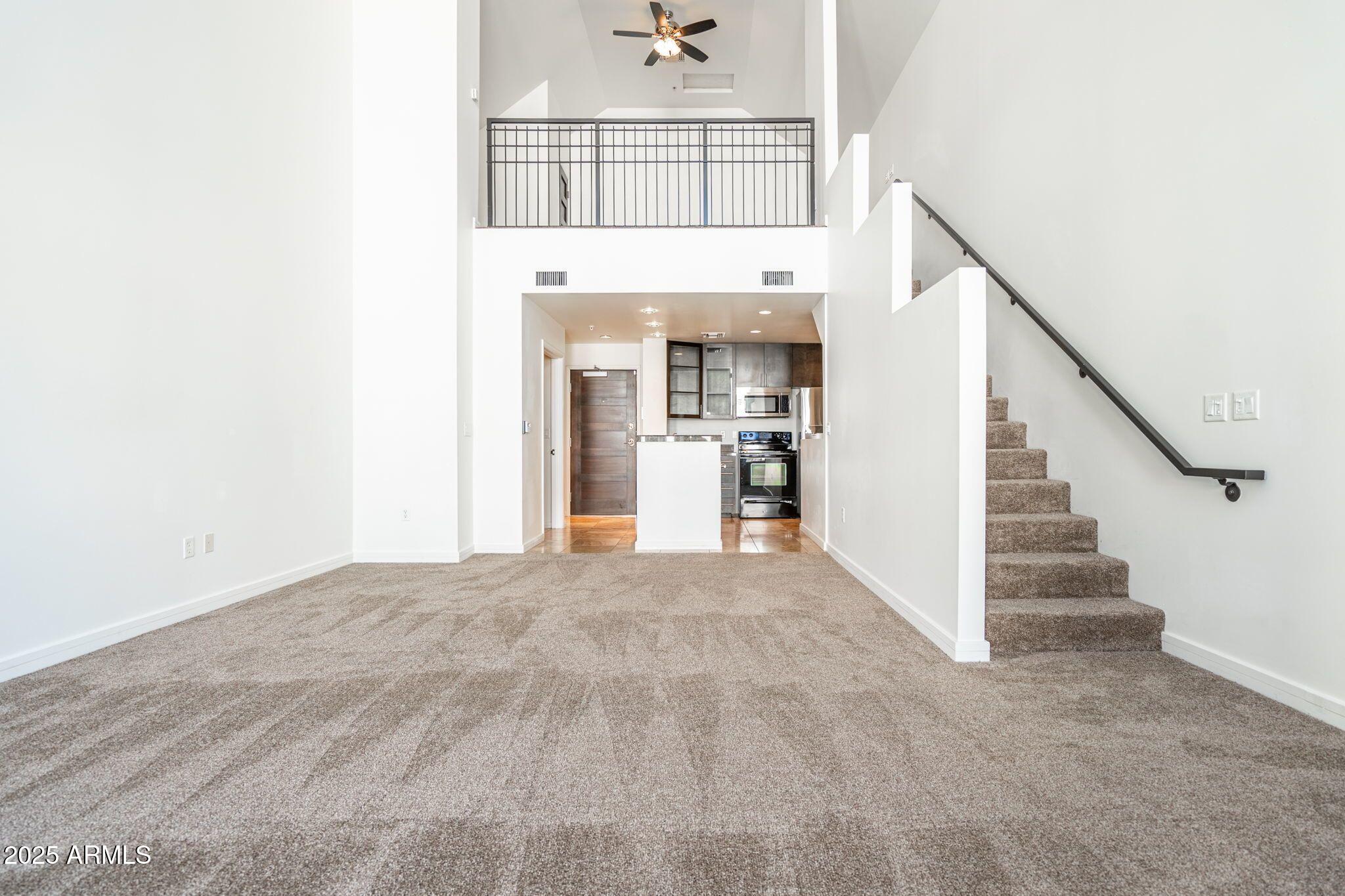 215 East McKinley Street, Unit 406 Phoenix, AZ 85004 - Photo 9 of 16 Living AREa