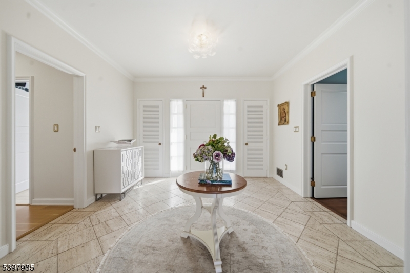 18 Pepperidge Tree Terrace Kinnelon, NJ 07405 - Photo 15 of 34