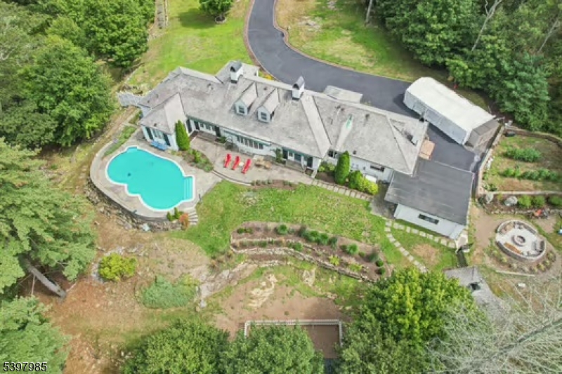 18 Pepperidge Tree Terrace Kinnelon, NJ 07405 - Photo 31 of 34