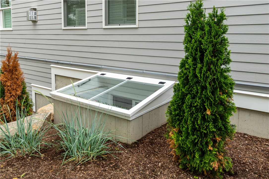 11 Hampton Road, Unit 22 Coventry, RI 02816 - Photo 48 of 50
