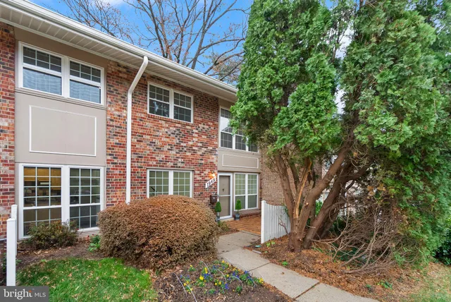 $2,700 | 1949 Kennedy Drive, McLean, VA 22102