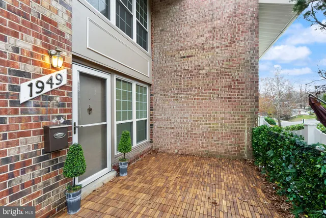 $2,700 | 1949 Kennedy Drive, McLean, VA 22102