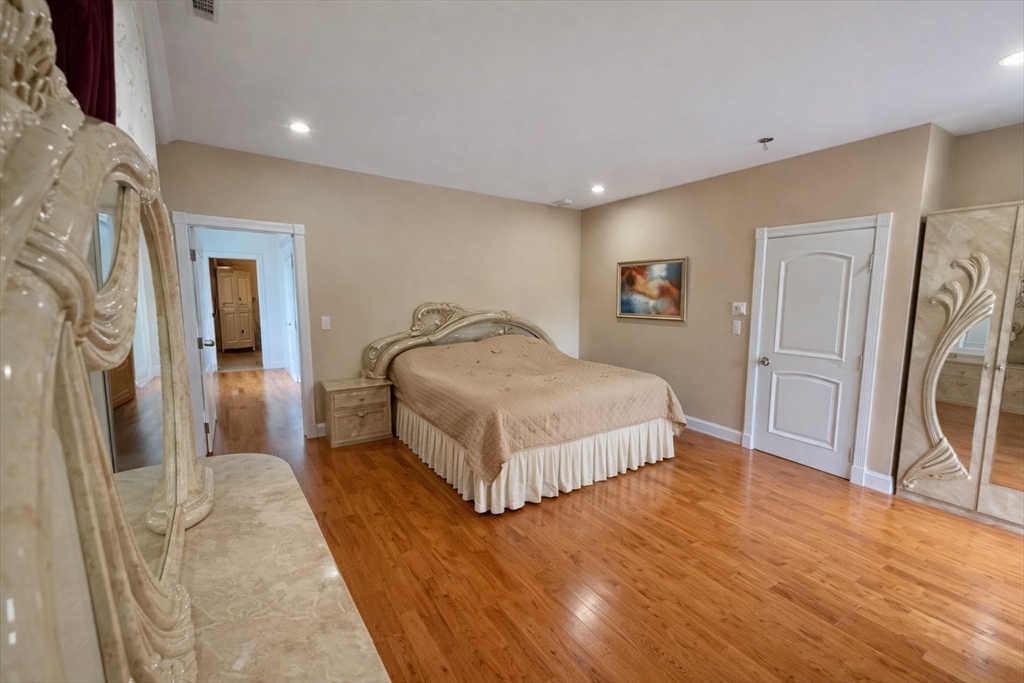 62 Golden Hills Road Saugus, MA 01906 - Photo 13 of 26