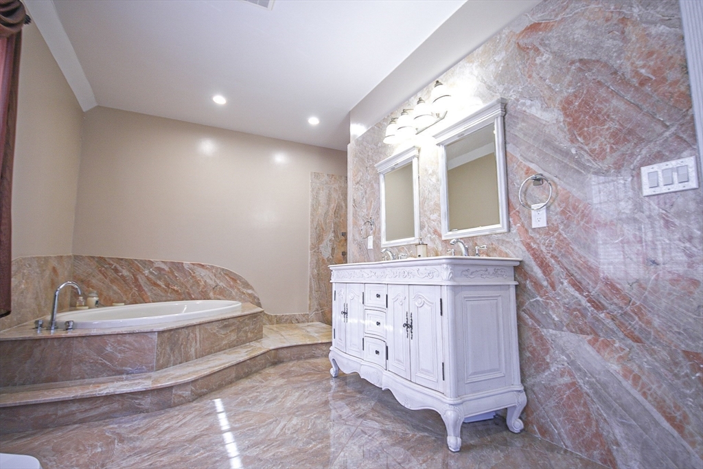 62 Golden Hills Road Saugus, MA 01906 - Photo 15 of 26