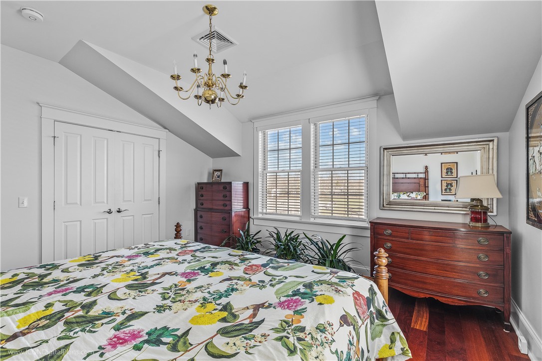 53 Sandy Point Farm Road, Unit 3 Portsmouth, RI 02871 - Photo 16 of 37 Primary bedroom