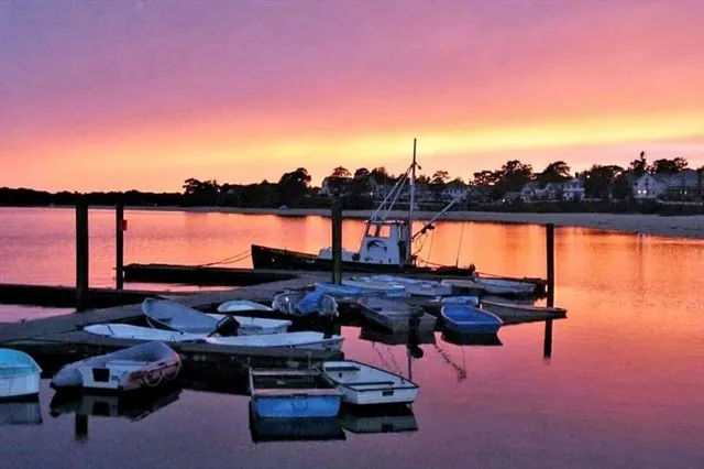 $318,000 | 5 Susan Road, Unit 8, Buzzards Bay, MA 02532