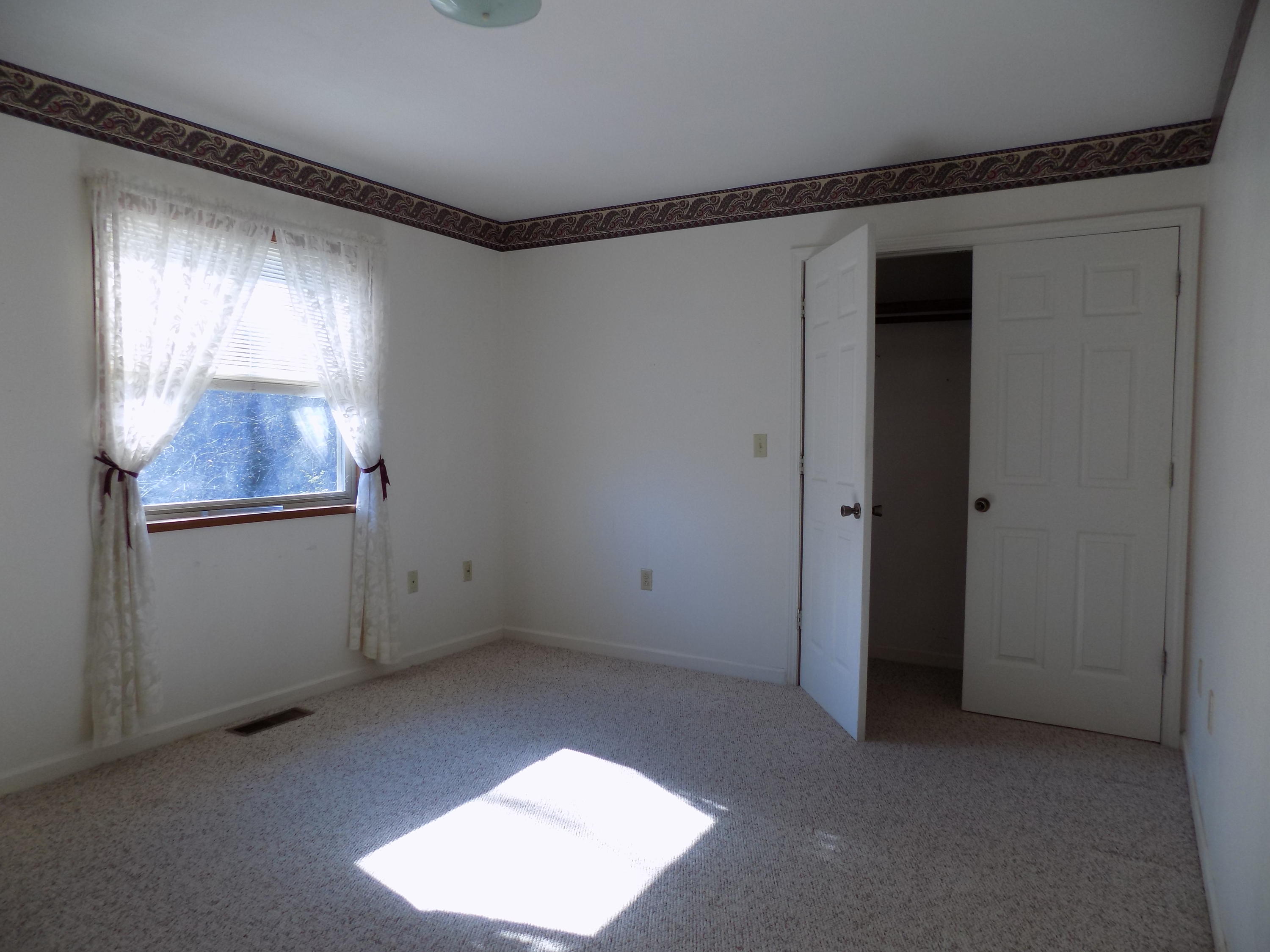 3110 Springvale Road Morristown, TN 37813 - Photo 11 of 24 DSCN0342