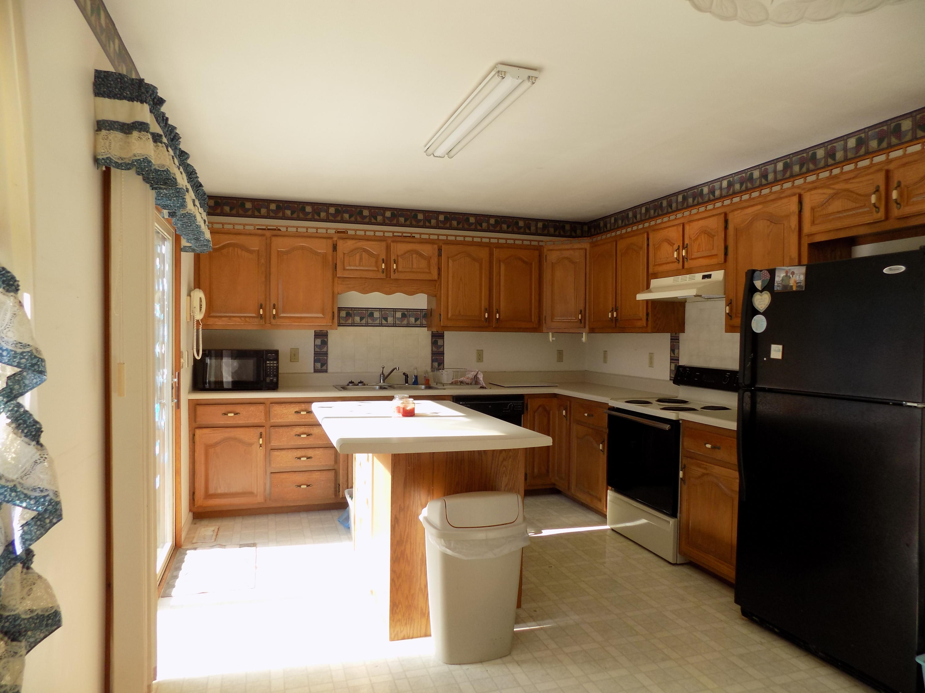 3110 Springvale Road Morristown, TN 37813 - Photo 5 of 24 DSCN0336
