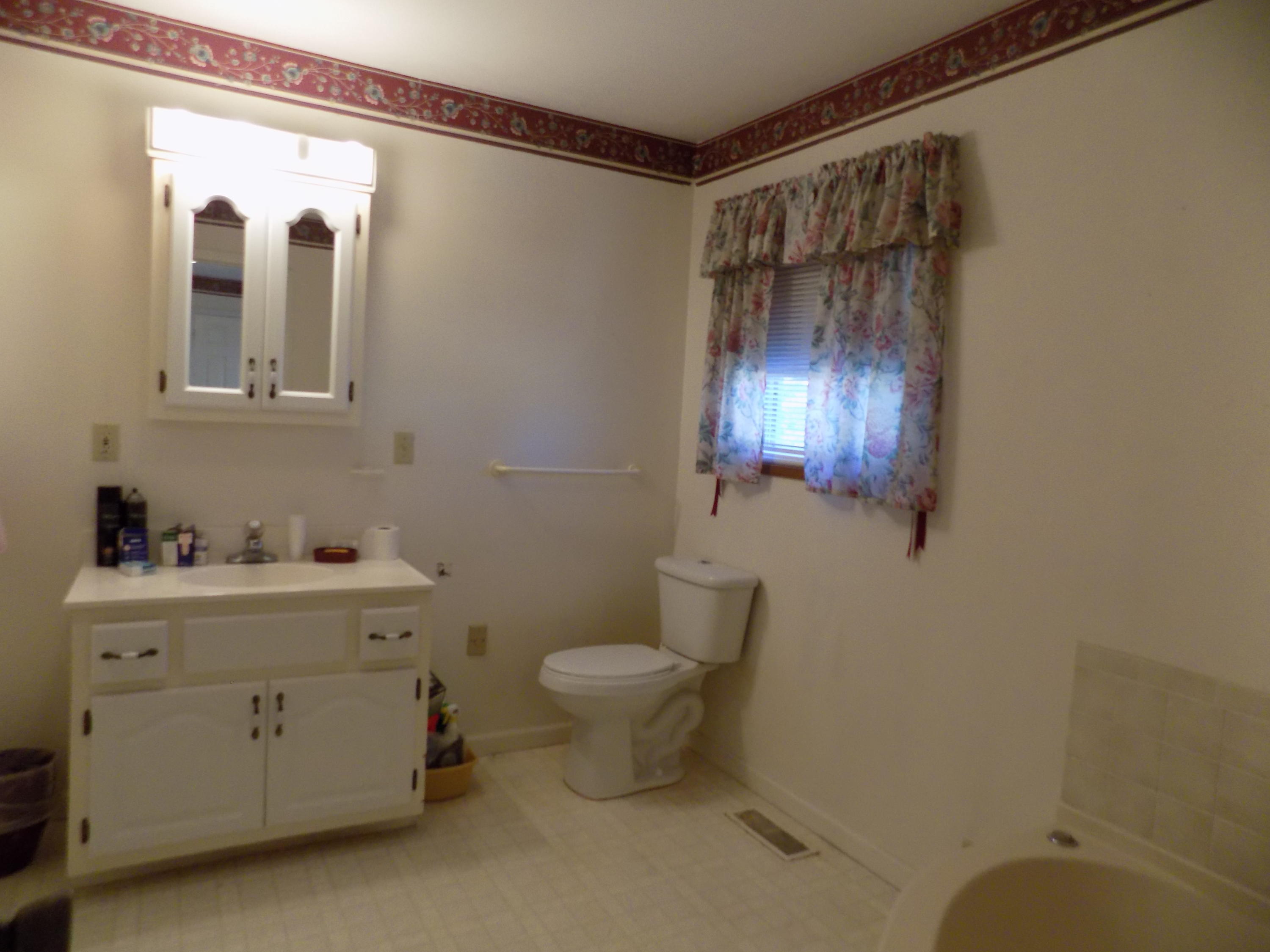 3110 Springvale Road Morristown, TN 37813 - Photo 9 of 24 DSCN0352