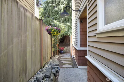 $650,000 | 8515 Stone Avenue North, Unit A, Seattle, WA 98103