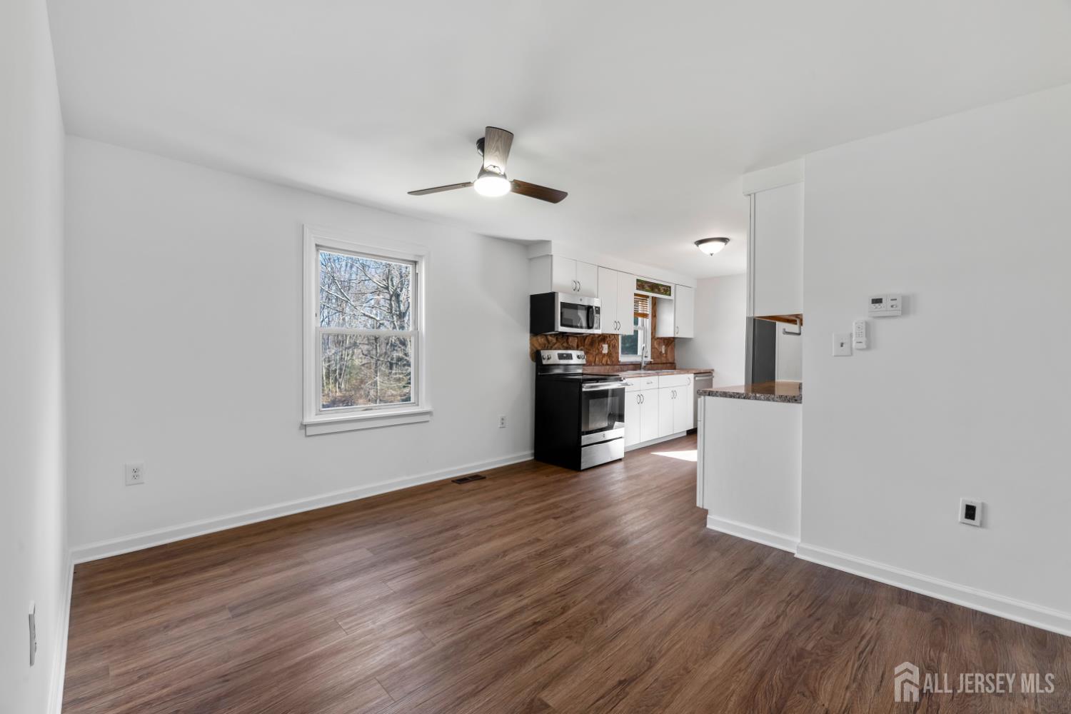 235 B Dayton Road Jamesburg, NJ 08831 - Photo 11 of 34