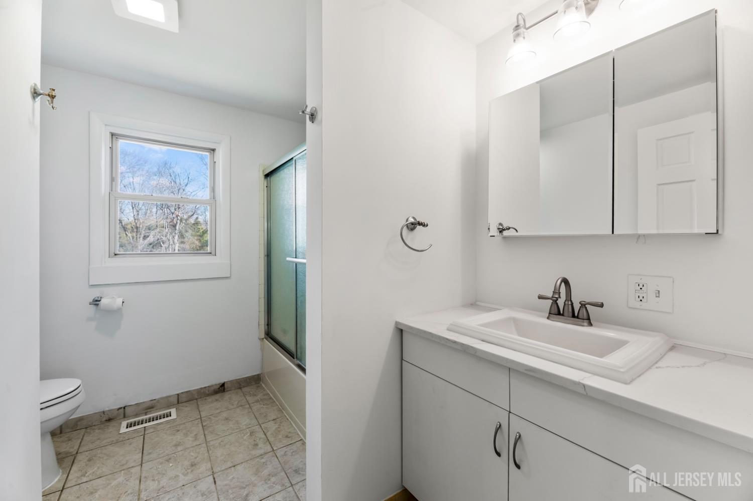 235 B Dayton Road Jamesburg, NJ 08831 - Photo 17 of 34