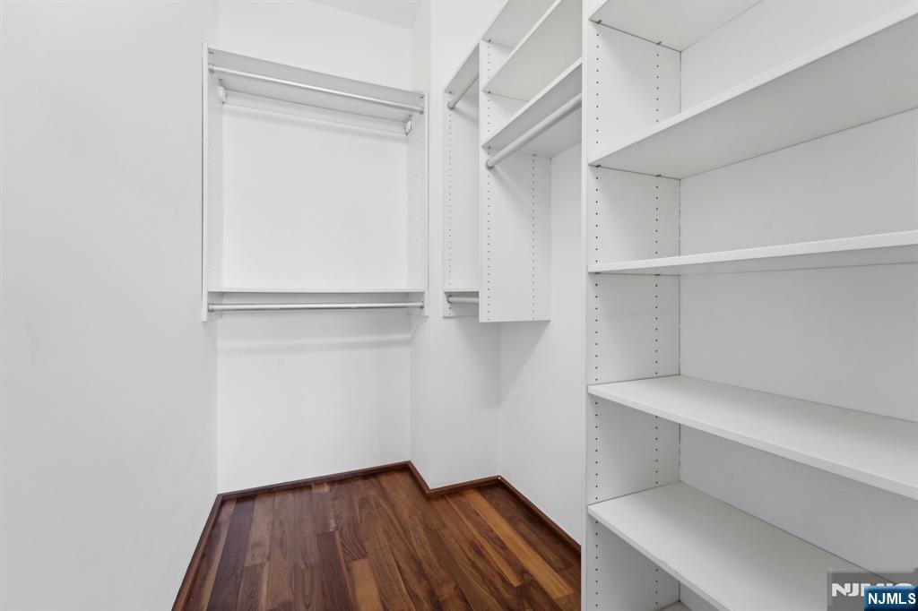 110 City Place Edgewater, NJ 07020 - Photo 25 of 44