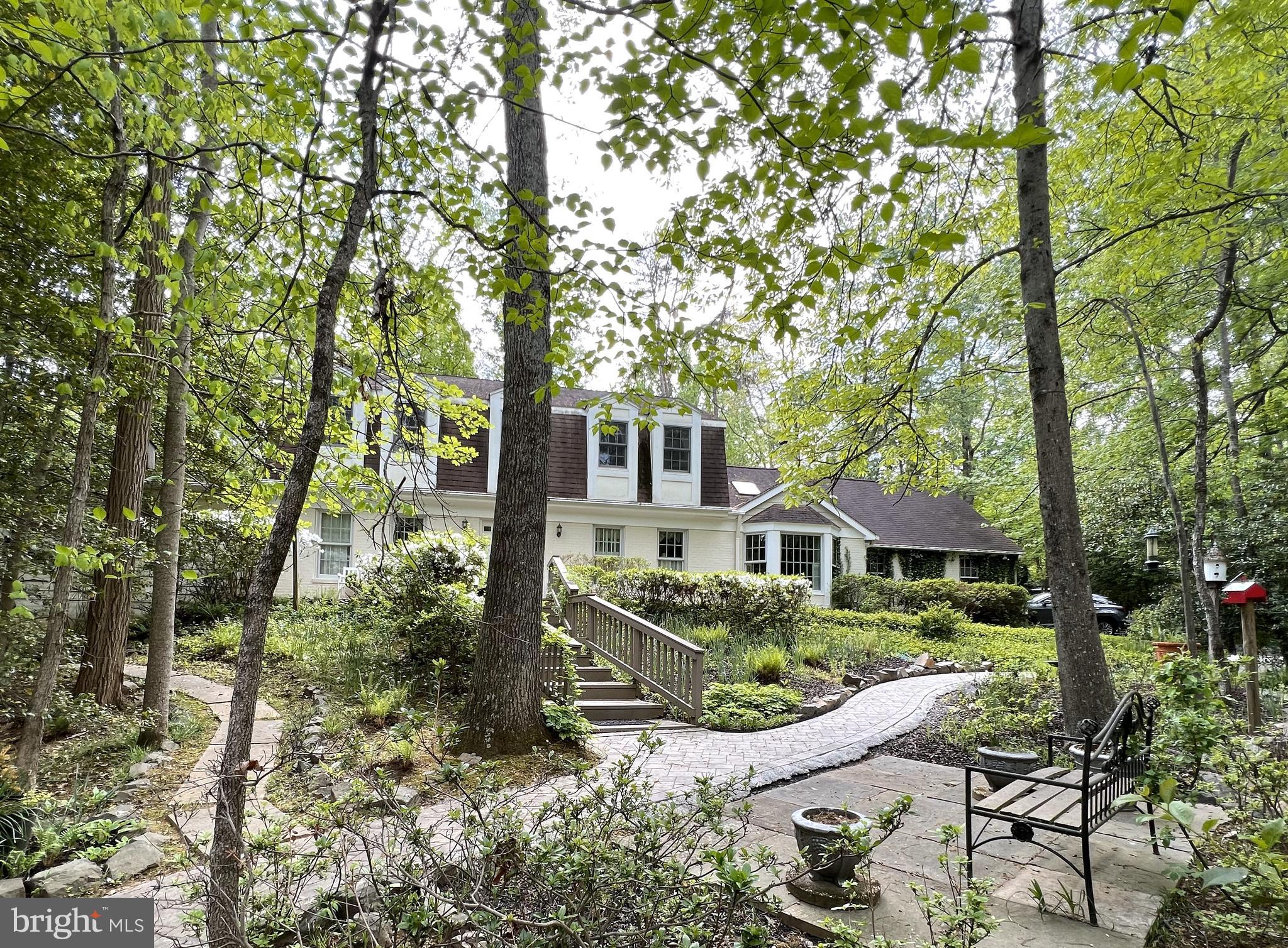 2324 Staley Road Reston, VA 20191 - Photo 4 of 98 Gallery Image 4