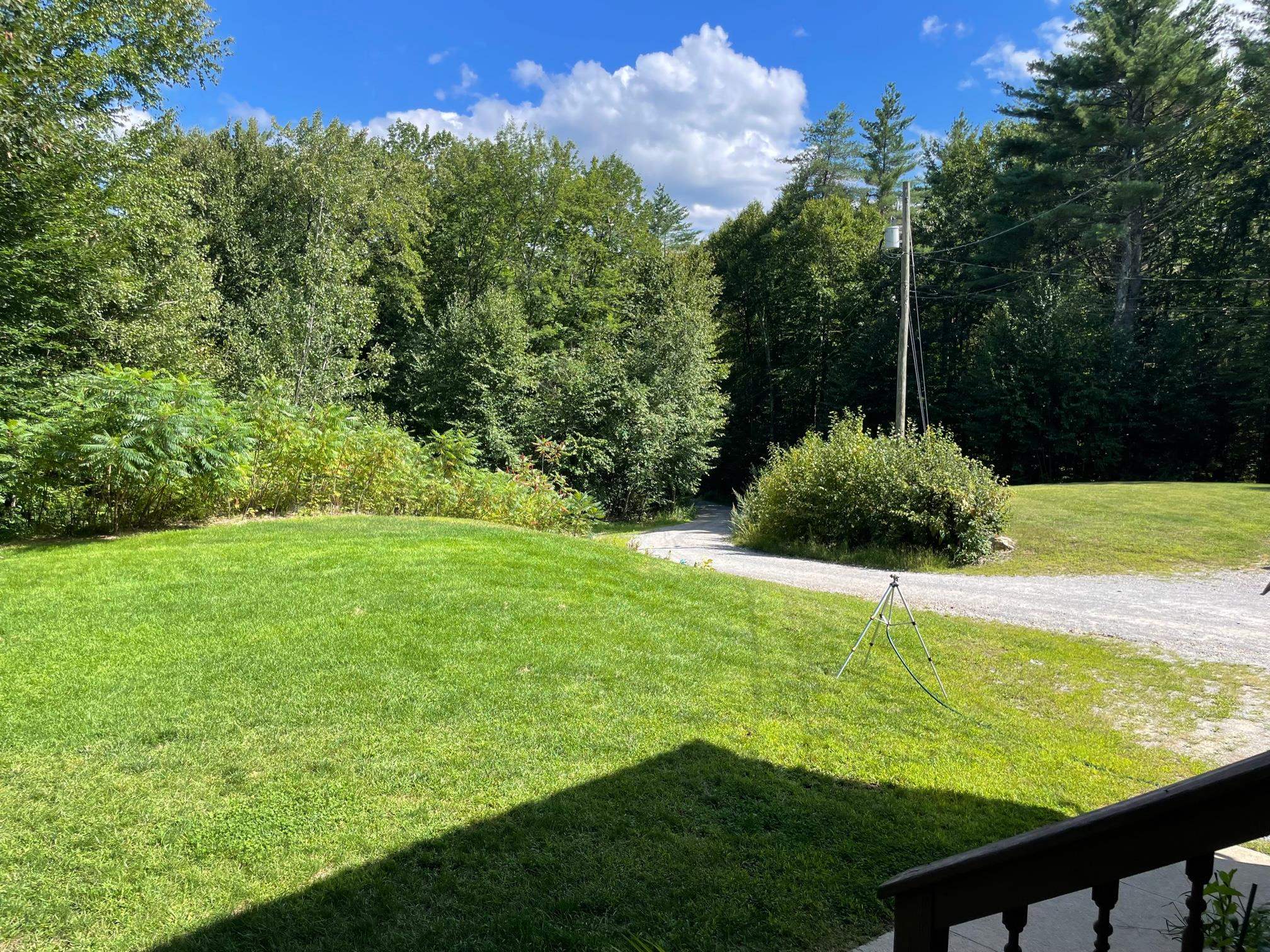 637 River Road Weare, NH 03281 - Photo 2 of 11
