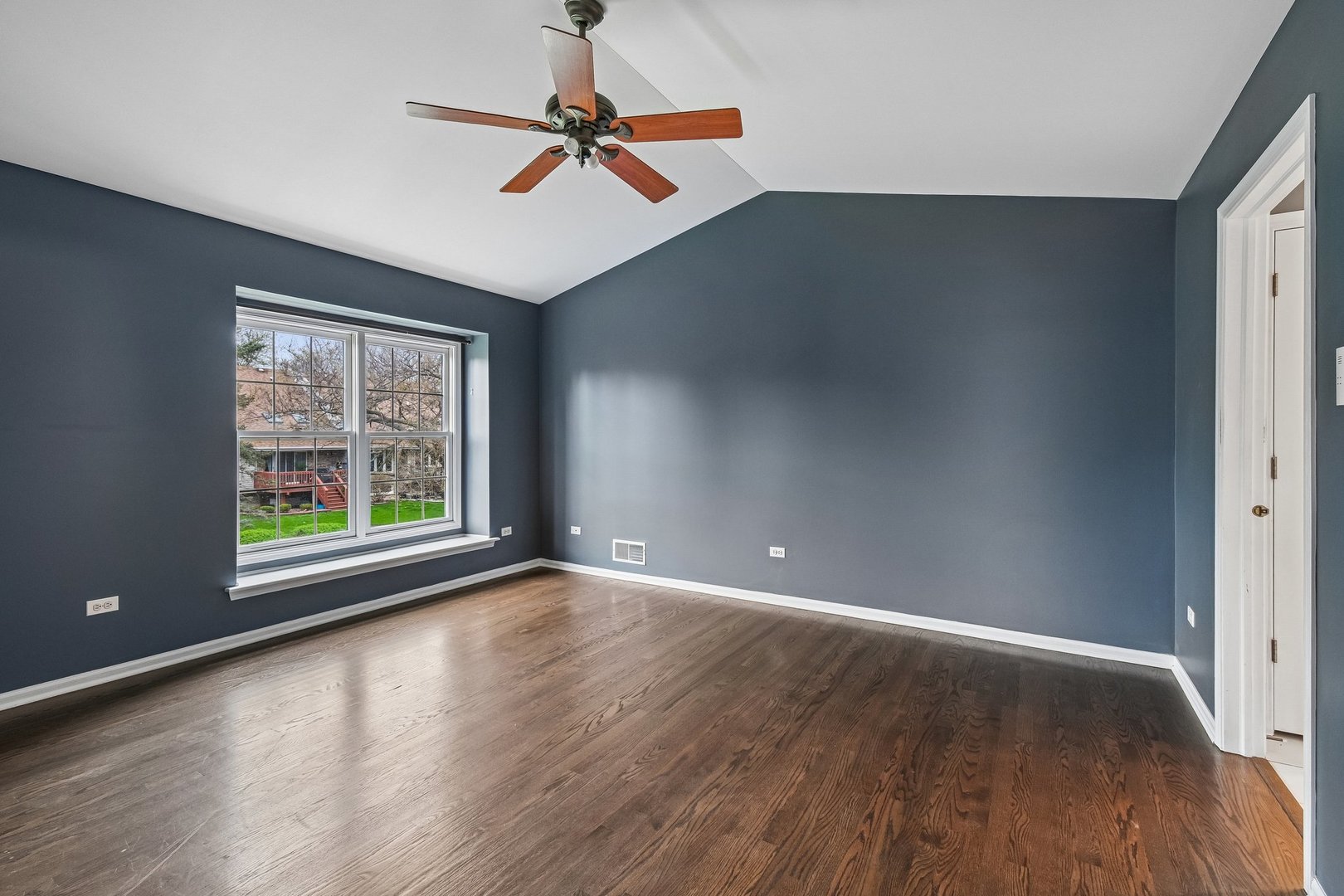 12228 Sumner Street Lemont, IL 60439 - Photo 22 of 36 Gallery Image 22