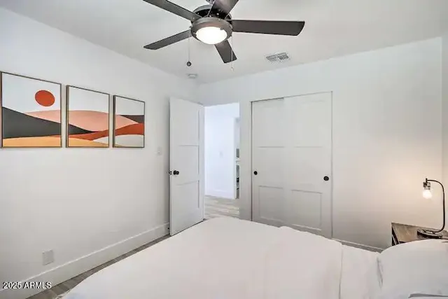 $4,000 | 310 East Papago Drive, Tempe, AZ 85288