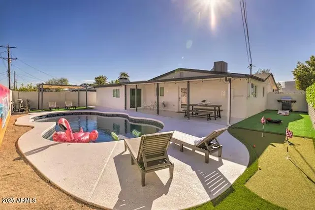 $4,000 | 310 East Papago Drive, Tempe, AZ 85288