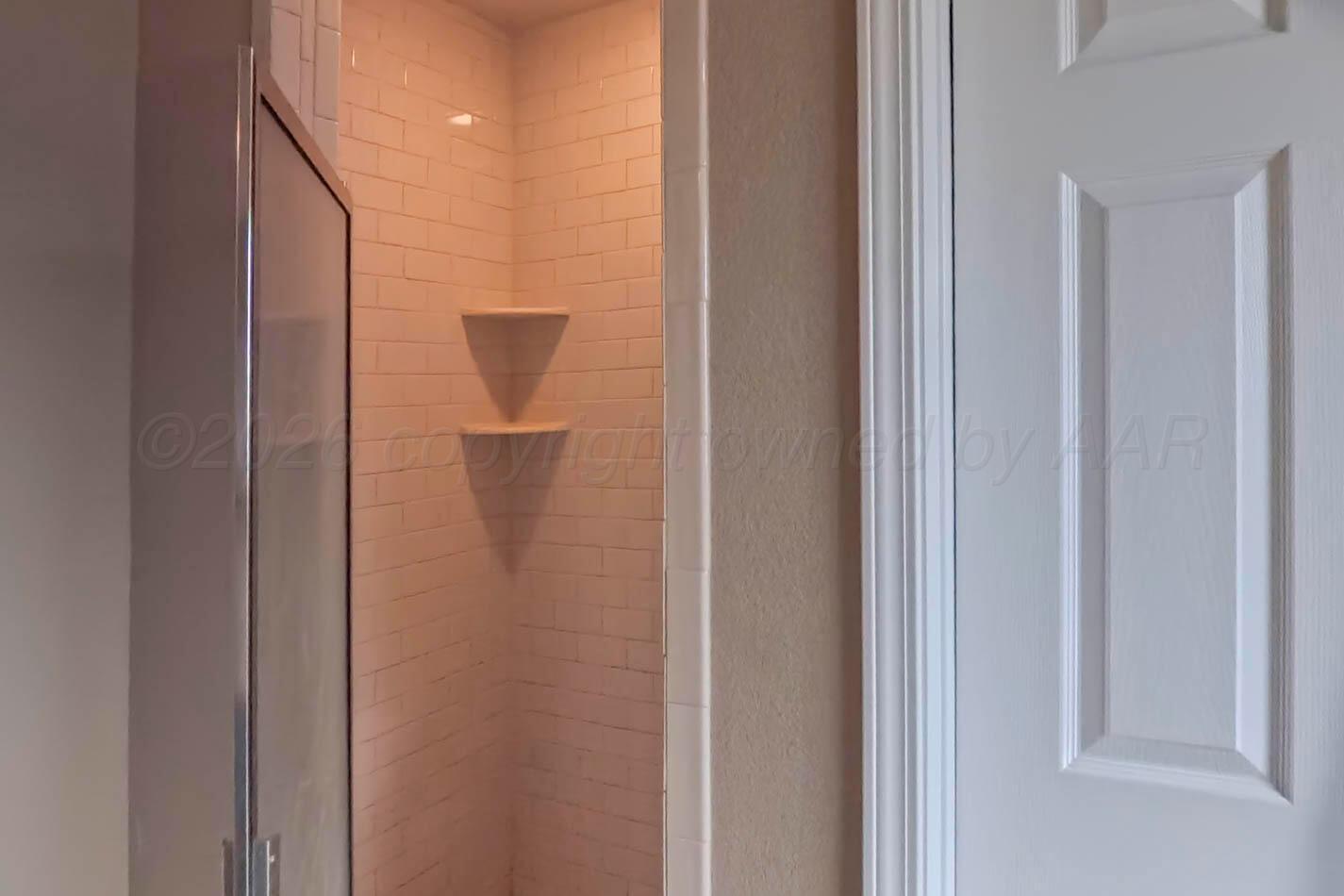 5012 Gloster Street Amarillo, TX 79118 - Photo 13 of 22 Primary Bath (2)