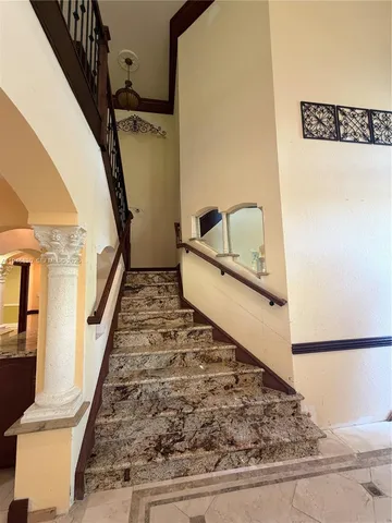 $949,000 | 6601 Southwest 166th Court, Miami, FL 33193