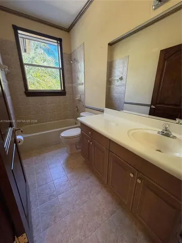 $949,000 | 6601 Southwest 166th Court, Miami, FL 33193