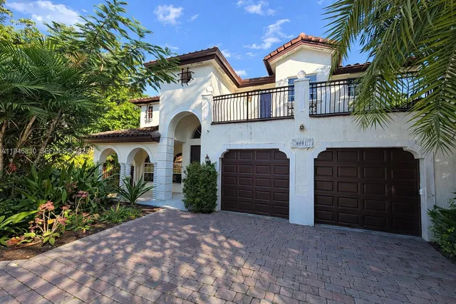 $949,000 | 6601 Southwest 166th Court, Miami, FL 33193