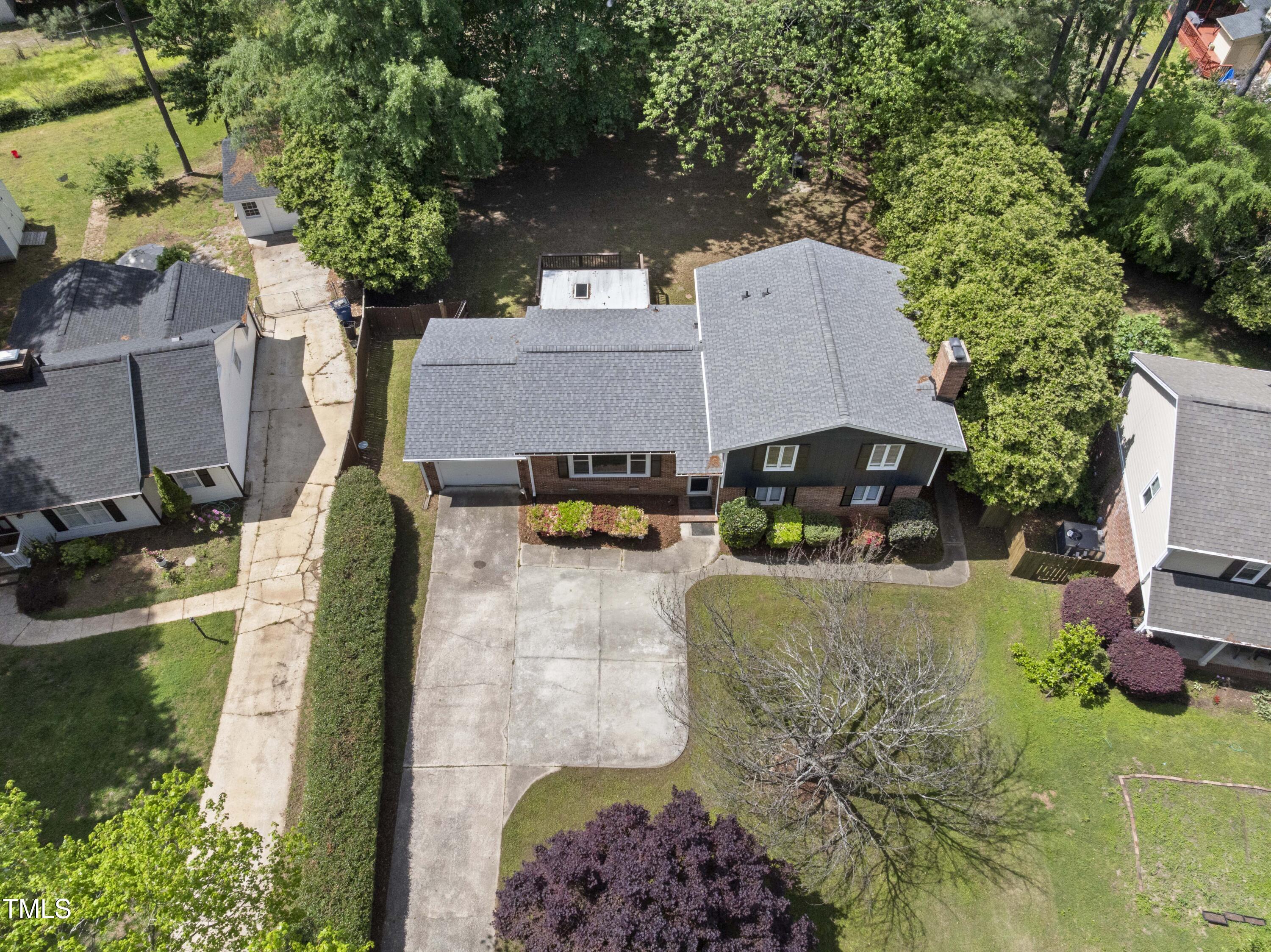 5713 Timber Ridge Drive Raleigh, NC 27609 - Photo 33 of 35 DJI_20250424115226_0016_D