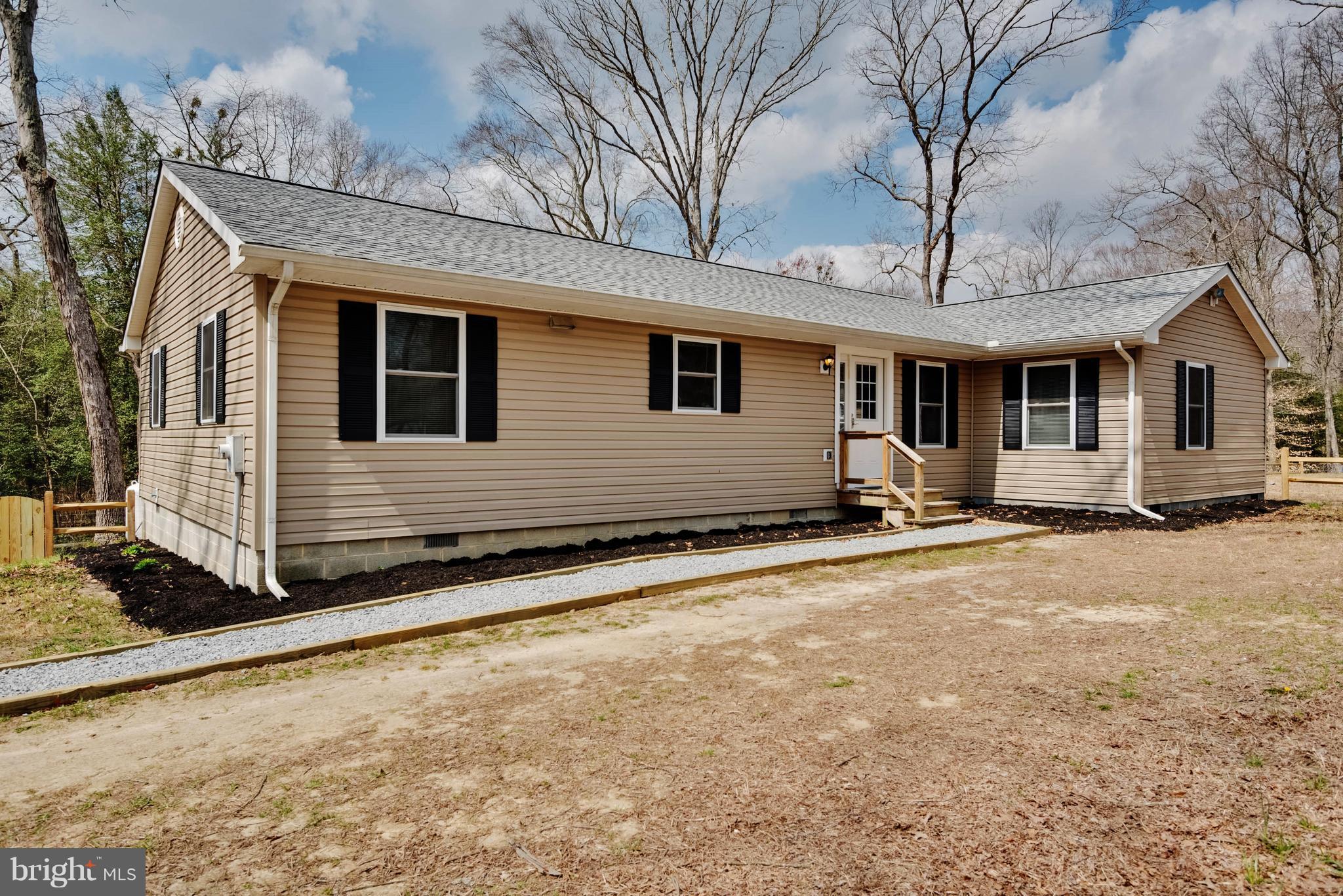 14600 Cherry Lane Ridgely, MD 21660 - Photo 1 of 25 Exterior (Front)
