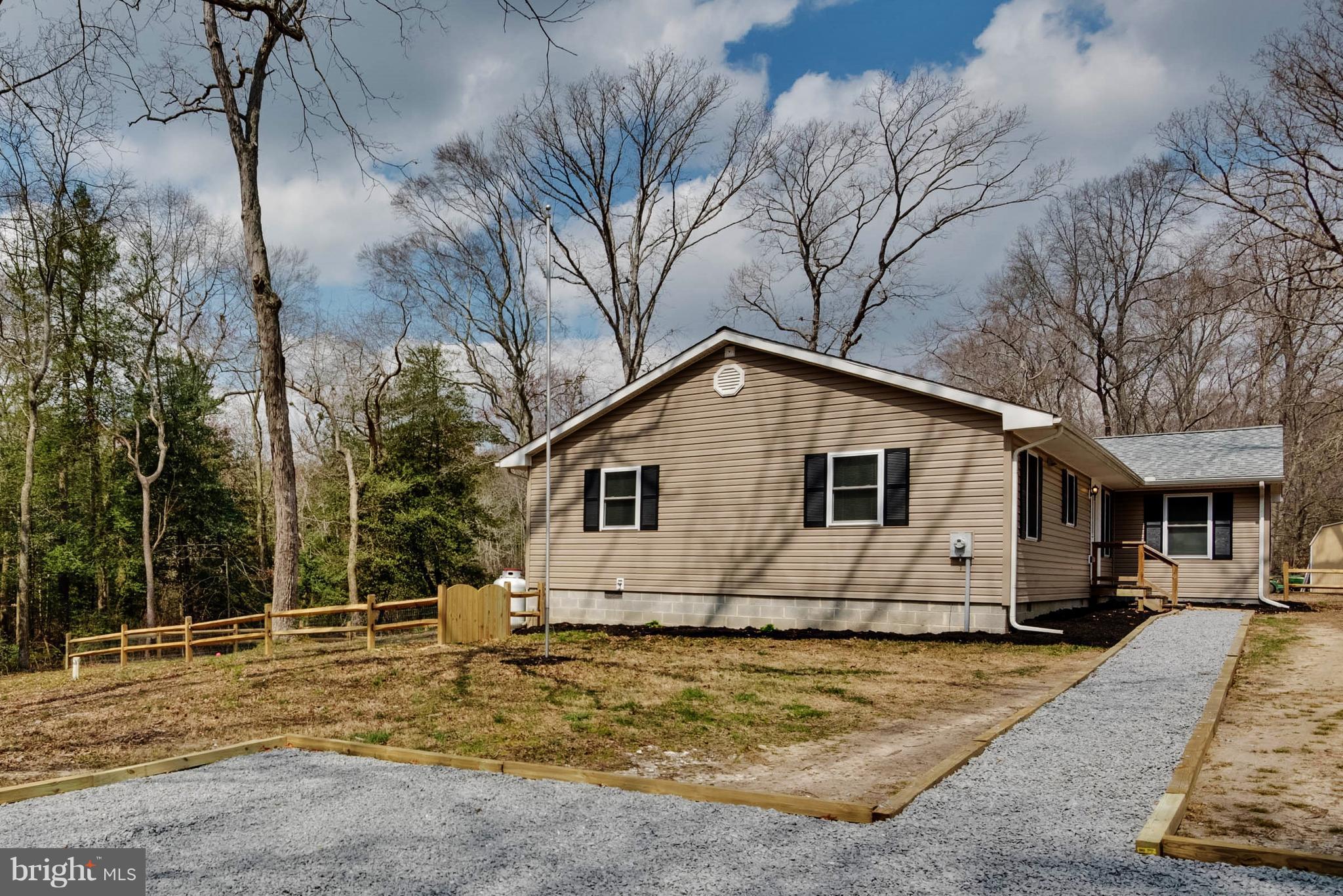 14600 Cherry Lane Ridgely, MD 21660 - Photo 2 of 25 Exterior (Front)