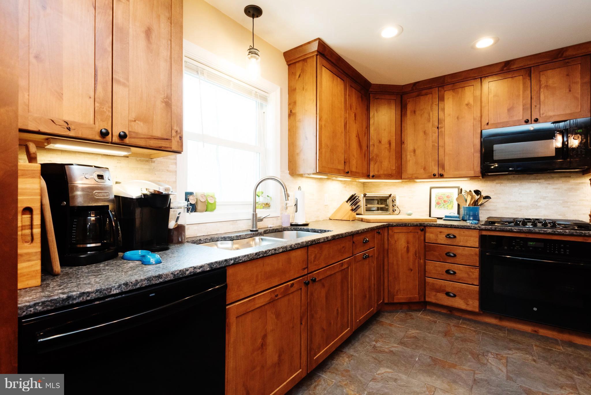 14600 Cherry Lane Ridgely, MD 21660 - Photo 6 of 25 Kitchen