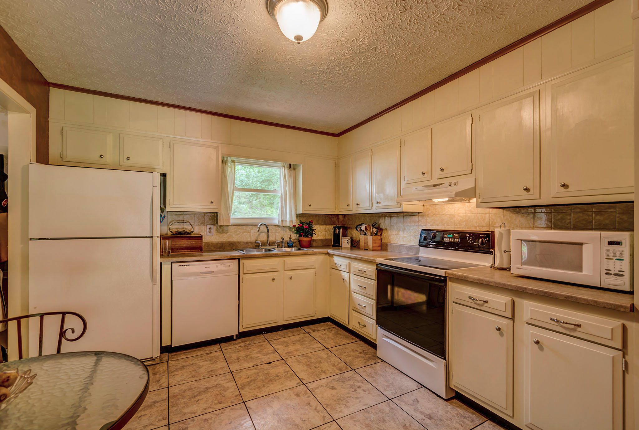 1904 Jackson Road Knoxville, TN 37921 - Photo 6 of 18 1904_Jackson_106