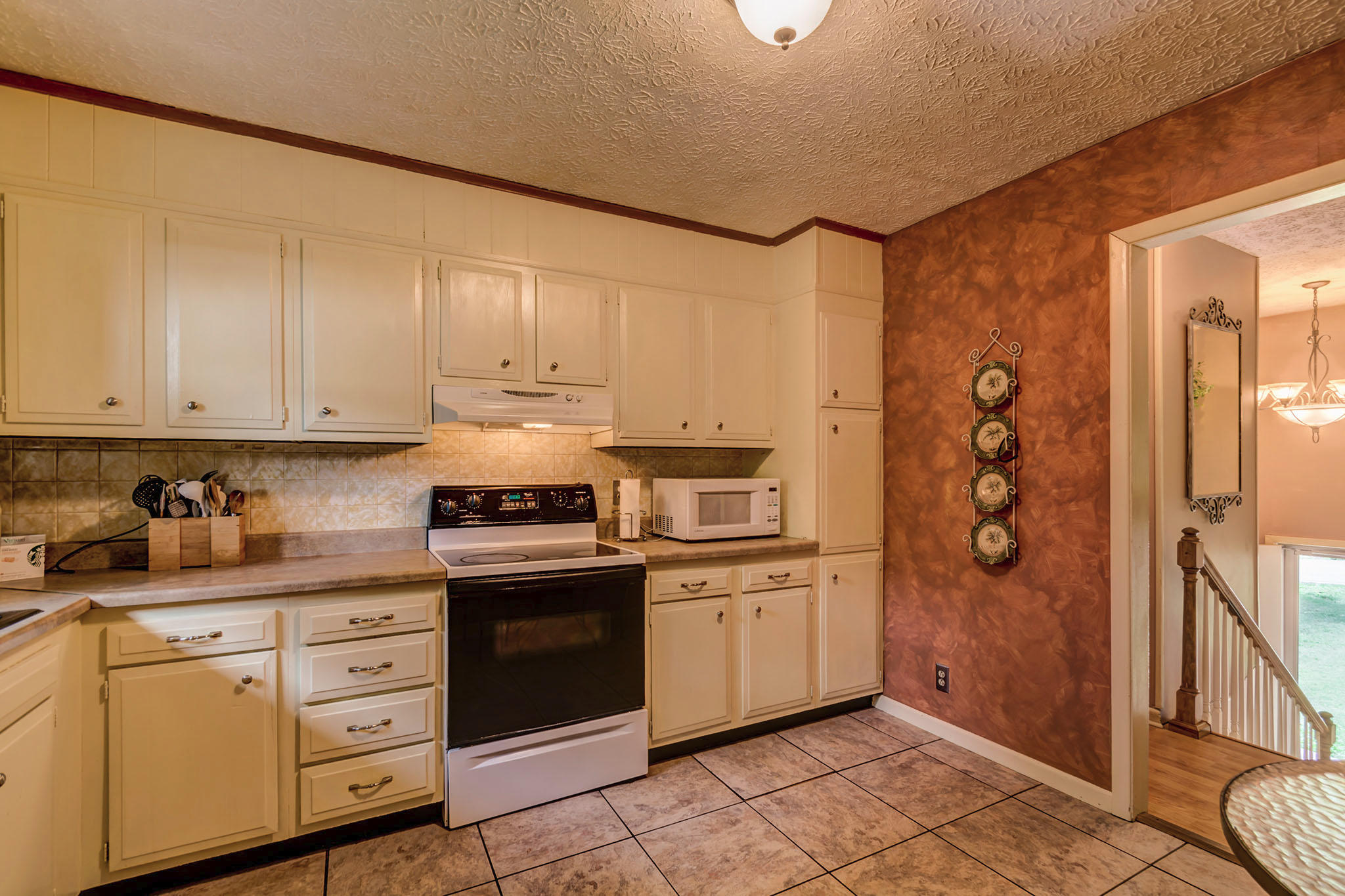1904 Jackson Road Knoxville, TN 37921 - Photo 7 of 18 1904_Jackson_107
