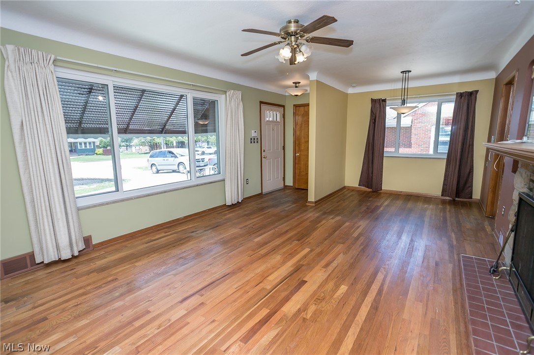 7027 Ridge Road Parma, OH 44129 - Photo 5 of 29
