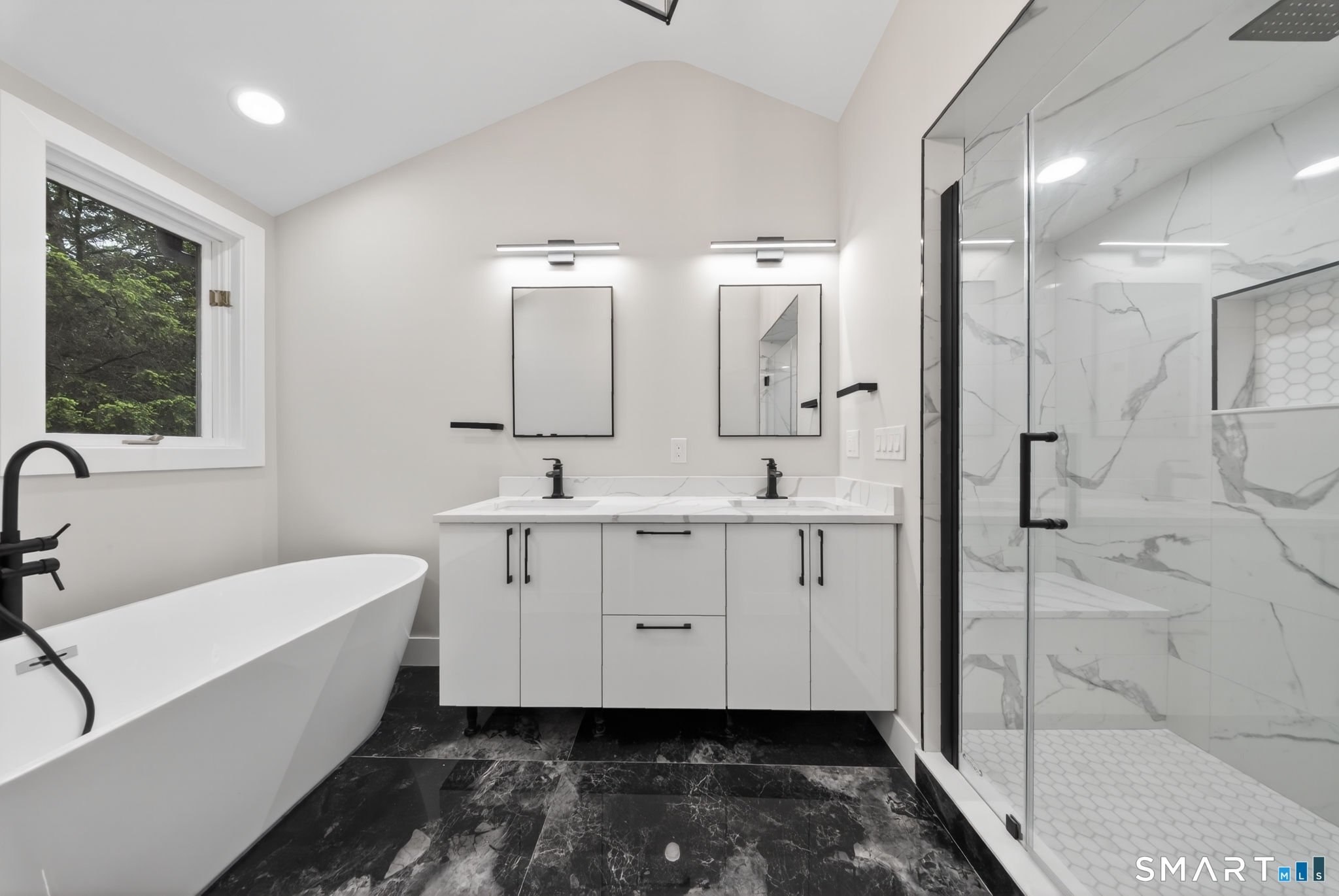 66 Adams Road Fairfield, CT 06824 - Photo 27 of 36