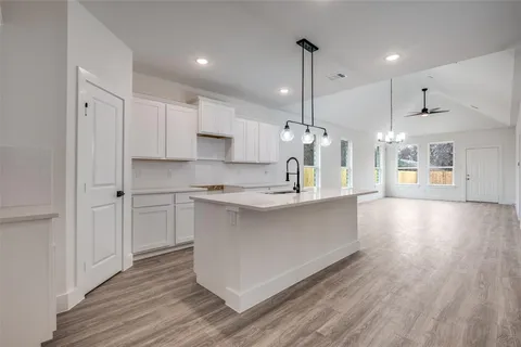 $324,900 | 4812 Fellows Lane, Dallas, TX 75216