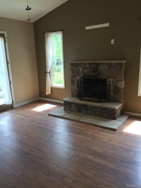 266 East Tienken Road Rochester Hills, MI 48306 - Photo 5 of 13