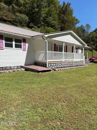 $132,000 | 1991 Old Greenbrier Road, Haysi, VA 24256