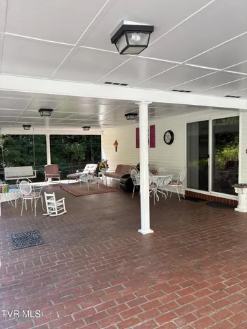 $139,000 | 1991 Old Greenbrier Road, Haysi, VA 24256