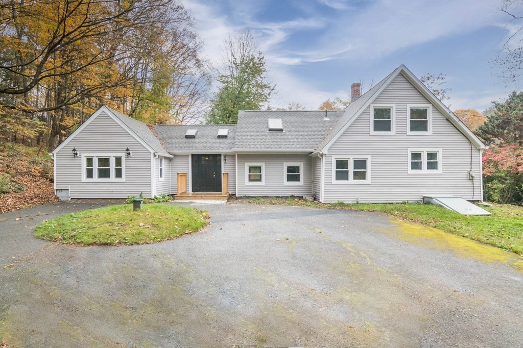 672 Lampblack Road Greenfield, MA 01301 - Photo 1 of 38 Gallery Image 1