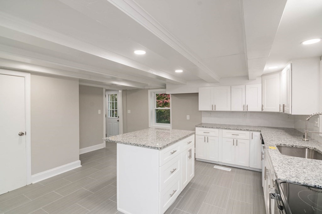 672 Lampblack Road Greenfield, MA 01301 - Photo 16 of 38 Gallery Image 16