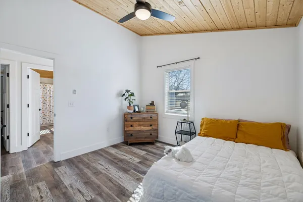 $244,700 | 516 Davis Street, Cowan, TN 37318