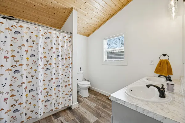 $244,700 | 516 Davis Street, Cowan, TN 37318