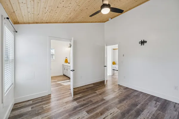 $244,700 | 516 Davis Street, Cowan, TN 37318