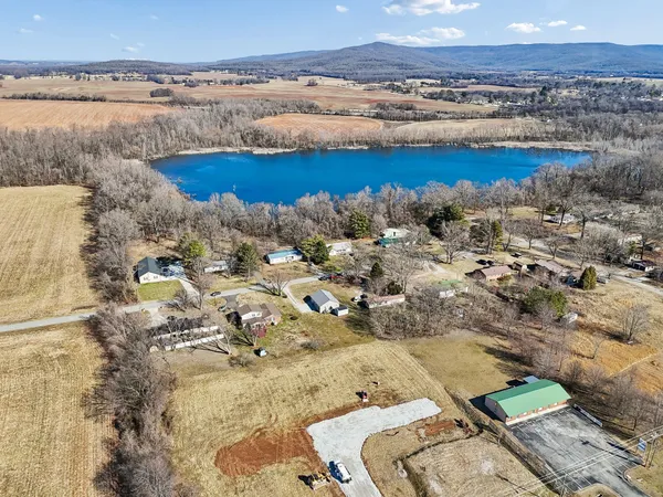 $244,700 | 516 Davis Street, Cowan, TN 37318