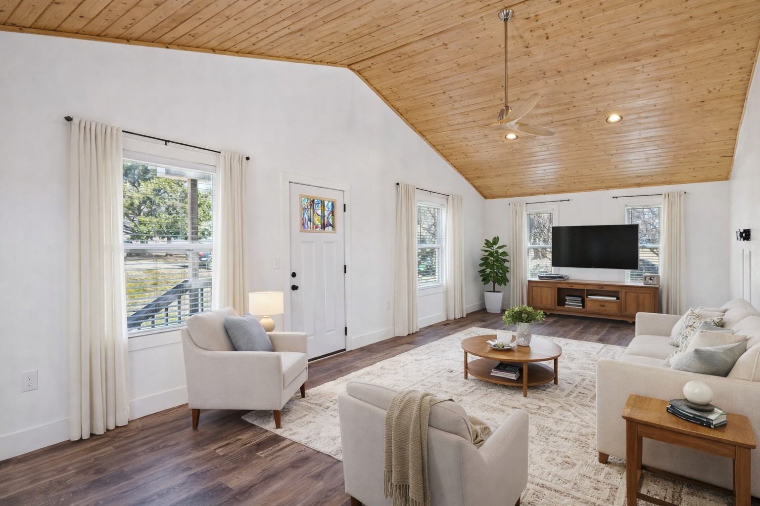 516 Davis Street Cowan, TN 37318 - Photo 5 of 40 a living room with furniture and a flat screen tv