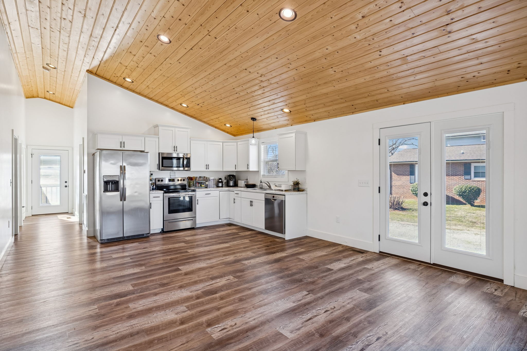 516 Davis Street Cowan, TN 37318 - Photo 9 of 40 a view of kitchen with wooden floor