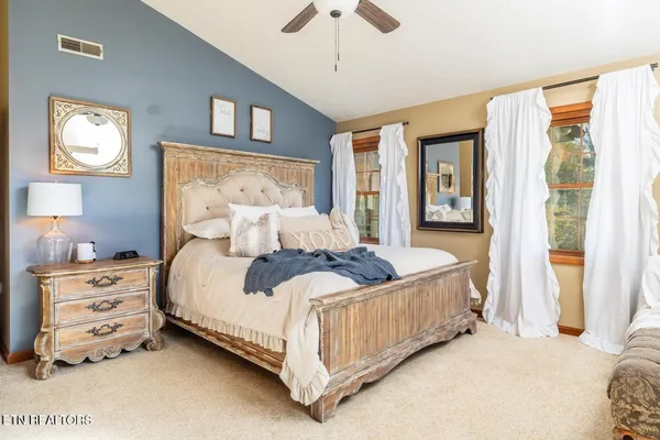 $550,000 | 12005 Ridgeland Drive, Knoxville, TN 37932
