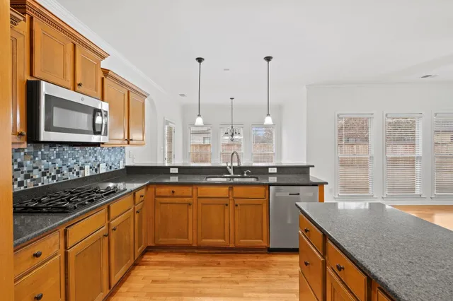 $649,000 | 1701 Mossy Oak Lane, Collierville, TN 38017